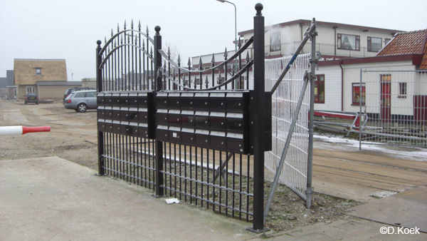 image001